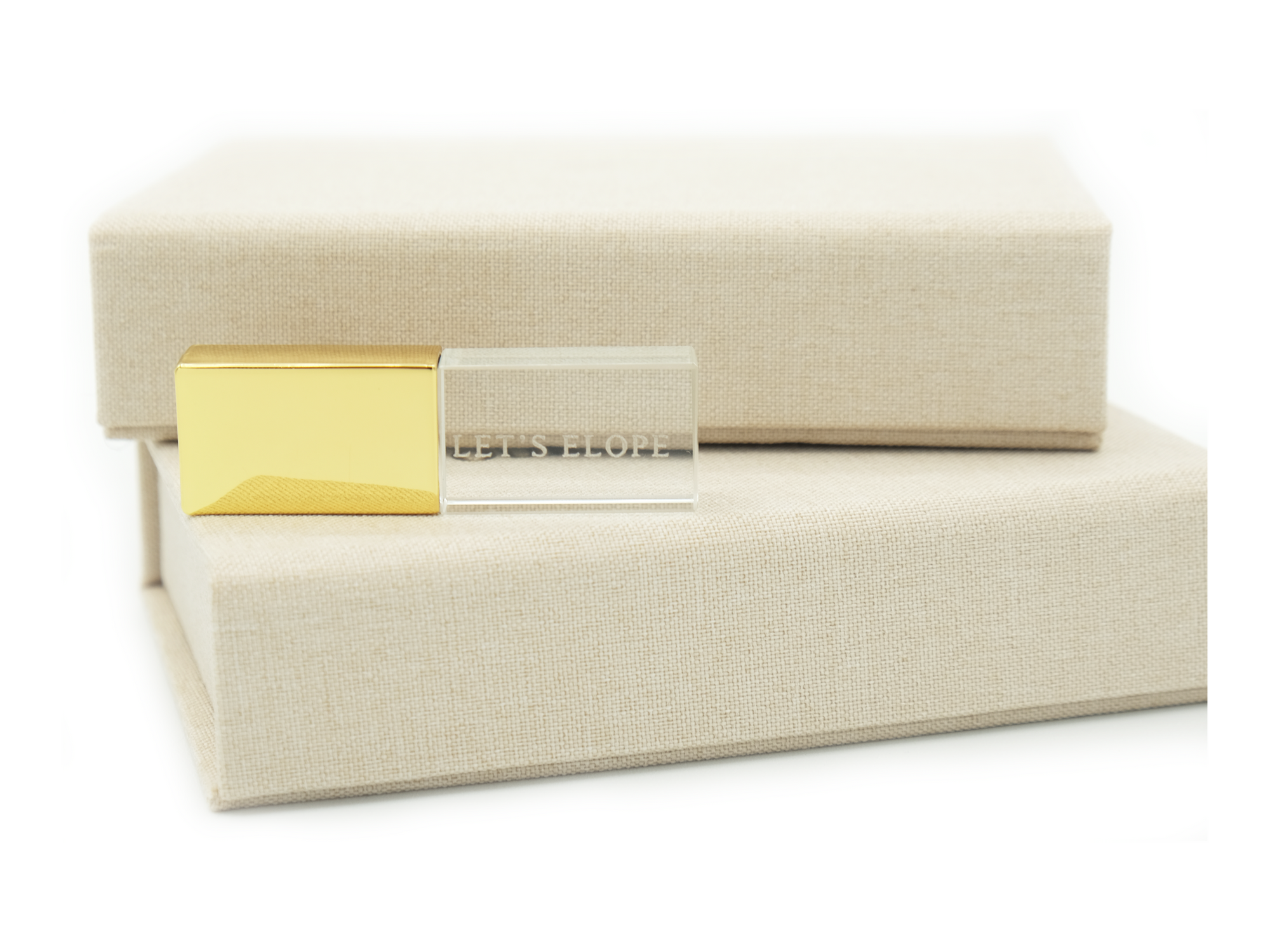 Gold &quot;Our Wedding&quot; Linen box + USB